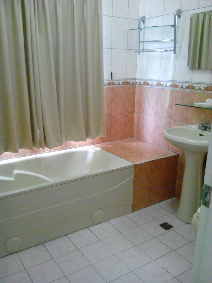 Lohas Gallery Long Stay Hostel Shiding Exterior foto